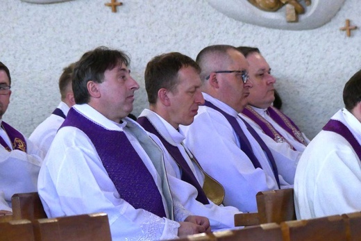 Ostatnie pożegnanie śp. ks. Tomasza Niedzieli w Bystrej Krakowskiej