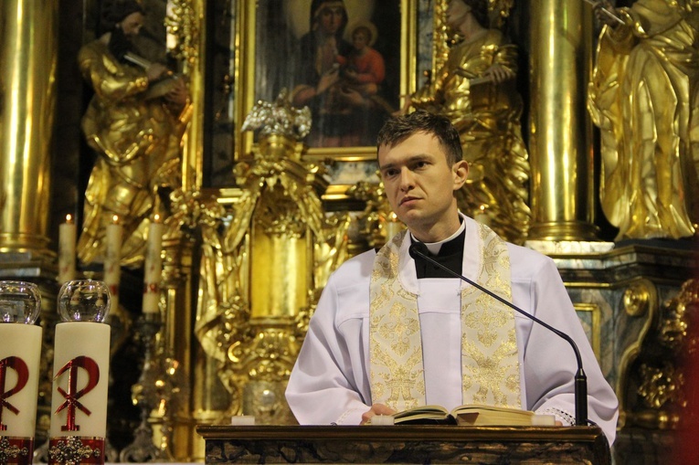Zakliczyn. Czuwanie młodych z dekanatu