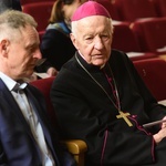 Abp Edmund Piszcz w obiektywie GN