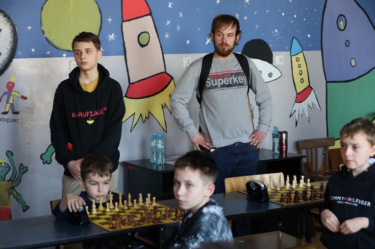 X Turniej Tenisa Stołowego i III Turniej Szachowy służby liturgicznej diecezji świdnickiej