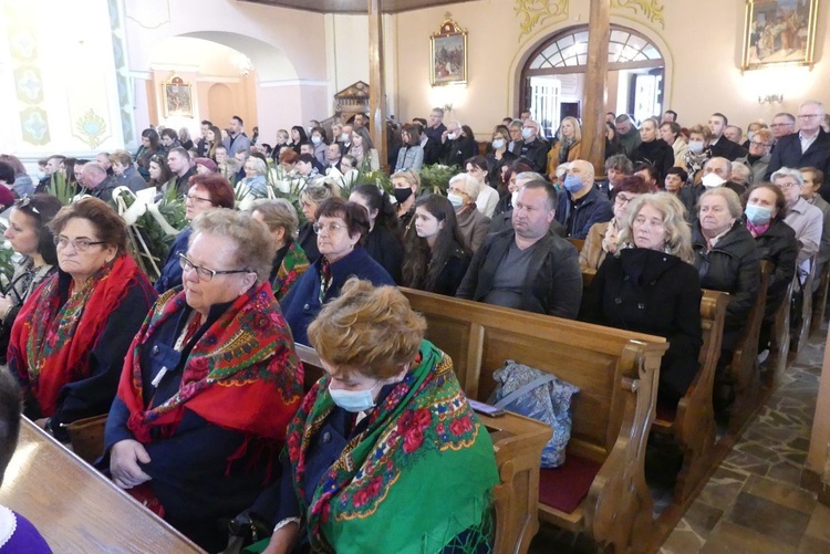 Uroczystości pogrzebowe ks. Tomasza Niedzieli w Bulowicach