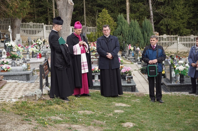 Wizytacja i bierzmowanie w Kiełczynie