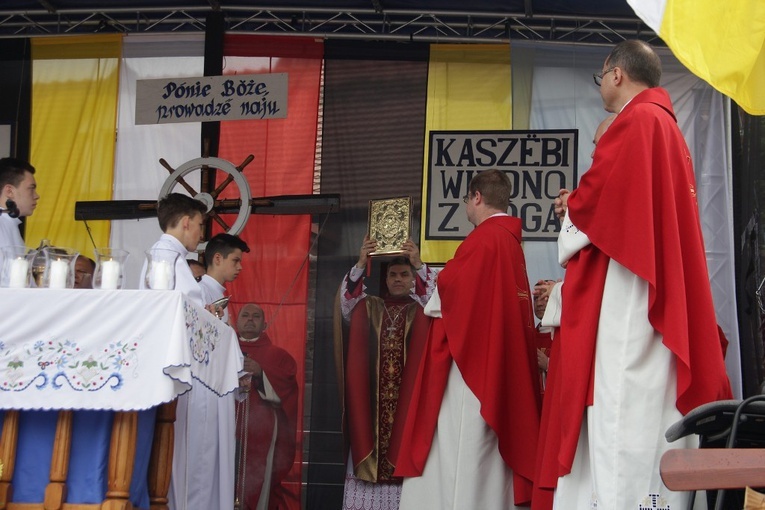 Bp Zbigniew Zieliński w obiektywie "Gościa"