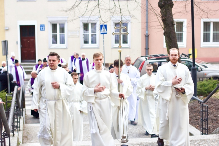 Msza św. żałobna za śp. abp. Edmunda Piszcza