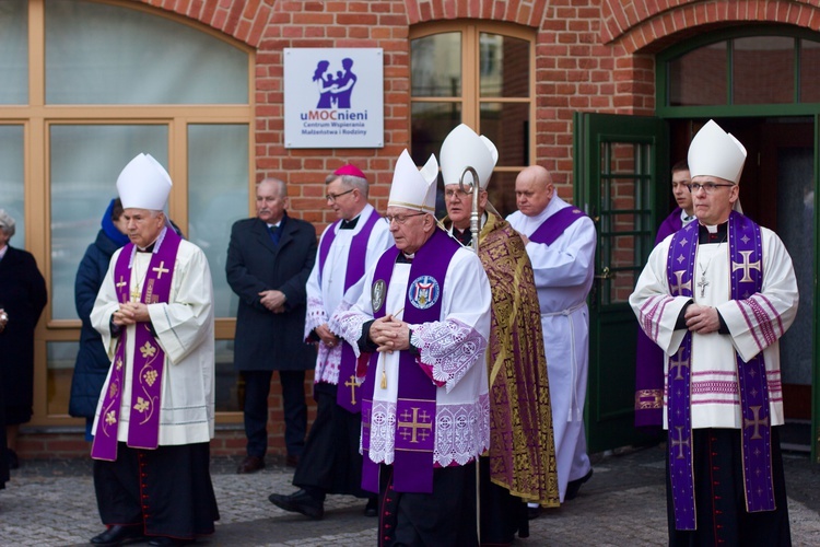 Msza św. żałobna za śp. abp. Edmunda Piszcza