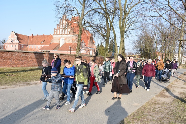 Przasnysz - Rostkowo. Droga Krzyżowa dzieci