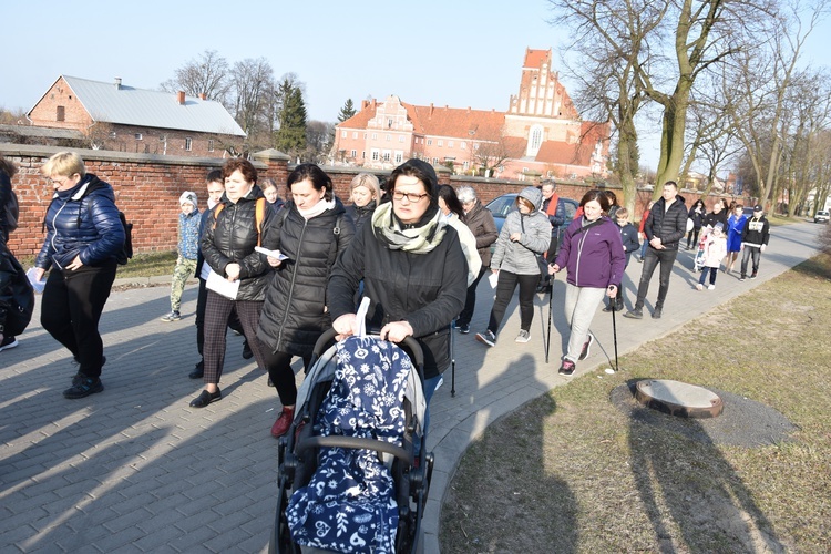 Przasnysz - Rostkowo. Droga Krzyżowa dzieci