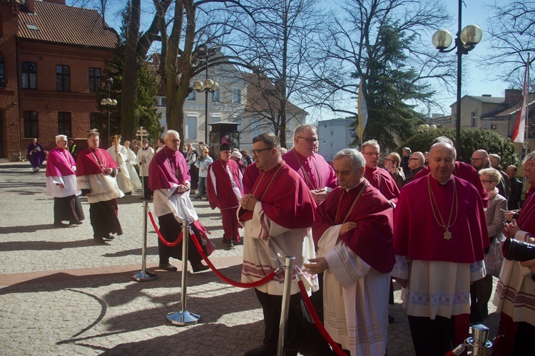 Pogrzeb śp. abp. Edmunda Piszcza