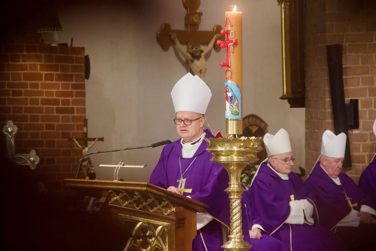 Pogrzeb śp. abp. Edmunda Piszcza