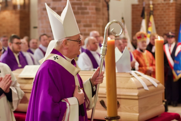Pogrzeb śp. abp. Edmunda Piszcza