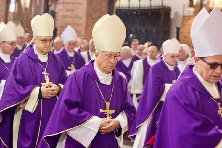 Pogrzeb śp. abp. Edmunda Piszcza