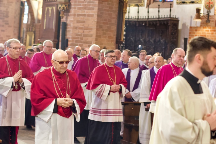 Pogrzeb śp. abp. Edmunda Piszcza