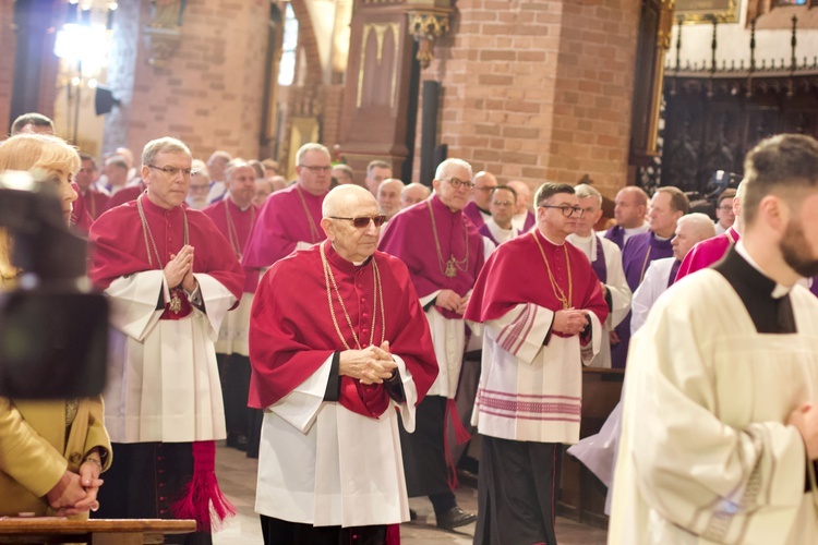 Pogrzeb śp. abp. Edmunda Piszcza