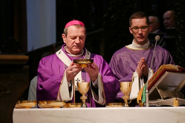 Pierwsza rocznica ingresu abp. Tadeusza Wojdy do archikatedry oliwskiej