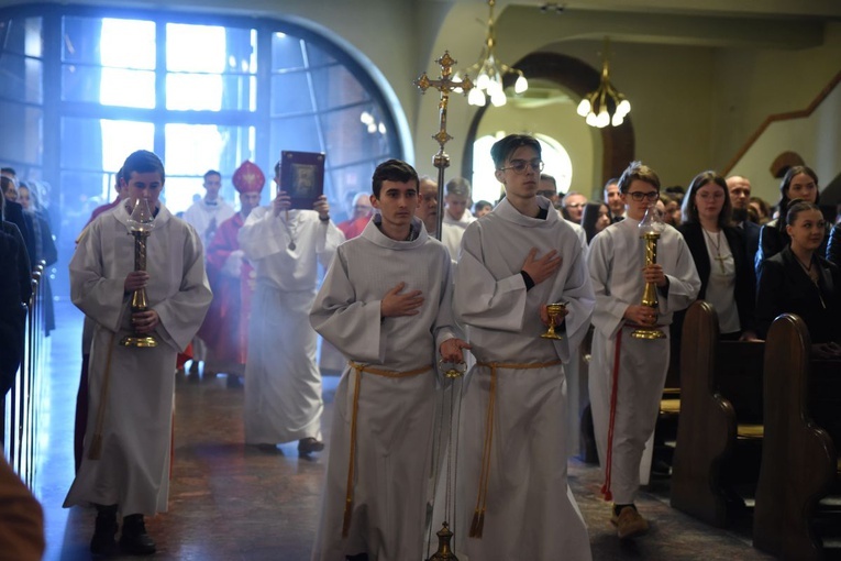 Bierzmowanie u MB Niepokalanej w Nowym Sączu