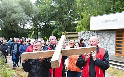 Droga męki Pańskiej rozciąga się na długość 5 km.