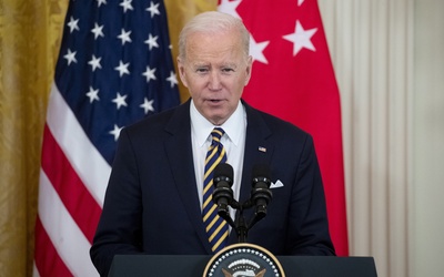 Biden: Zobaczymy, co zrobi Rosja, w międzyczasie będziemy kontynuować sankcje i pomoc Ukrainie