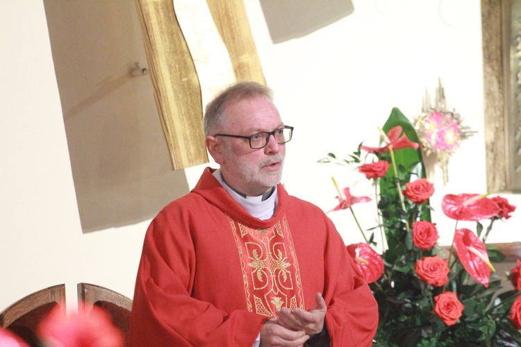 Bierzmowanie młodych z parafii kolejowej