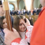 Bierzmowanie młodych z parafii kolejowej