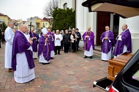 Eksportacji przewodniczył bp Edward Frankowski.