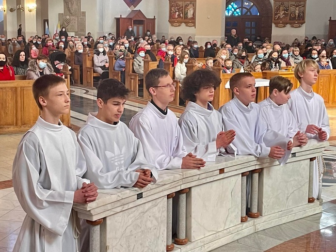 Promocja ministrantów i lektorów w parafii pw. św. Maksymiliana we Wrocławiu-Gądowie