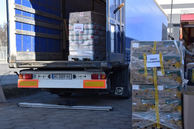 Caritas. Transport humanitarny w drodze do Ukrainy