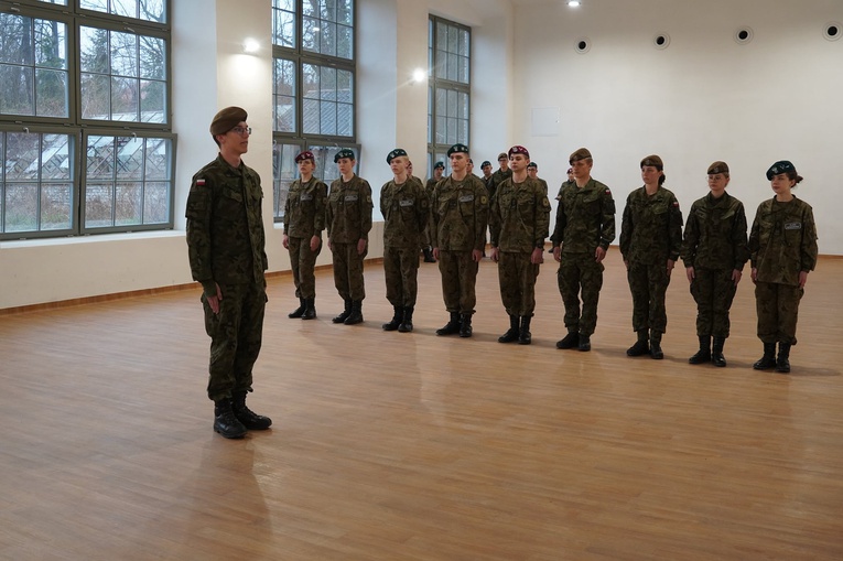 Certyfikat wojskowy kadetów KLO w Henrykowie