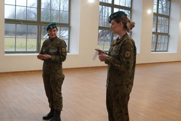Certyfikat wojskowy kadetów KLO w Henrykowie