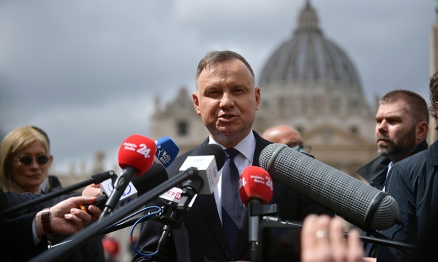 Prezydent Duda zaprosił papieża Franciszka do Polski