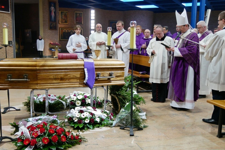 Pogrzeb ks. Andrzeja Kaczmarka