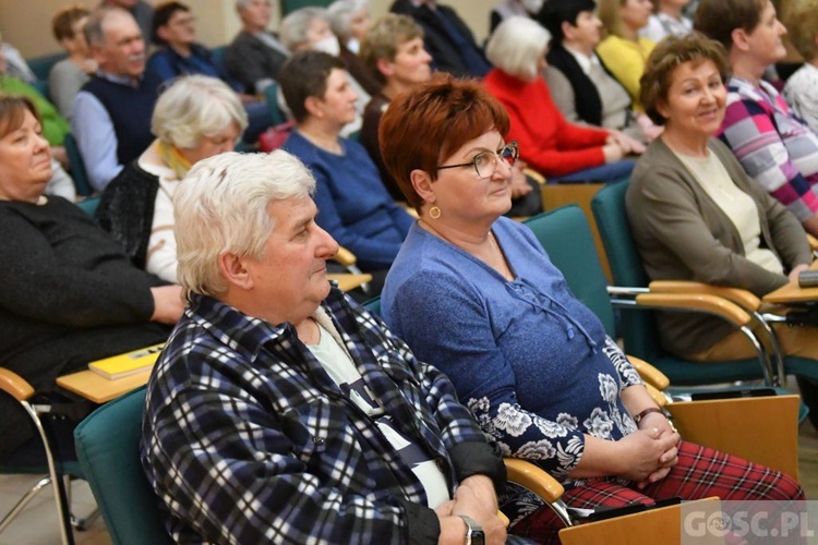 Głogów. Wiekopostne rekolekcje dla Parafialnych Zespołów Caritas