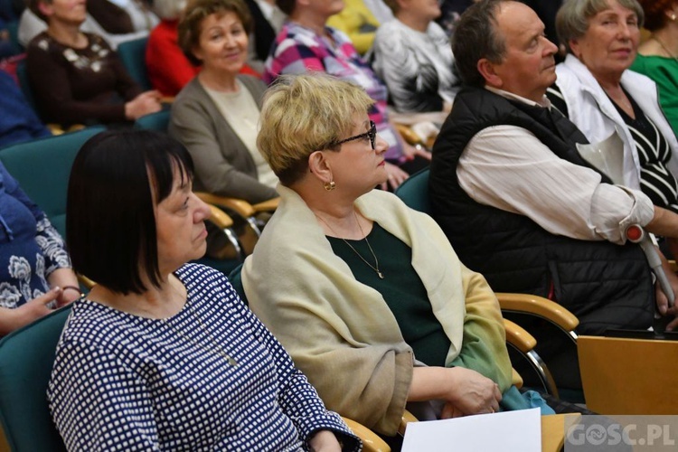 Głogów. Wiekopostne rekolekcje dla Parafialnych Zespołów Caritas