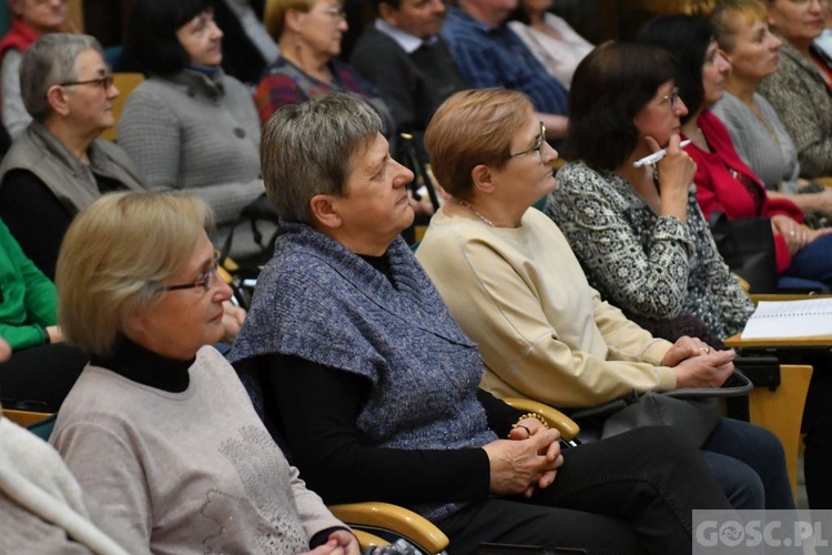 Głogów. Wiekopostne rekolekcje dla Parafialnych Zespołów Caritas