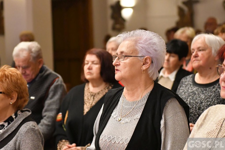 Głogów. Wiekopostne rekolekcje dla Parafialnych Zespołów Caritas