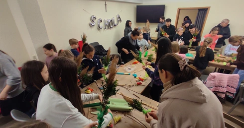 Jawor. Palmy od św. Faustyny