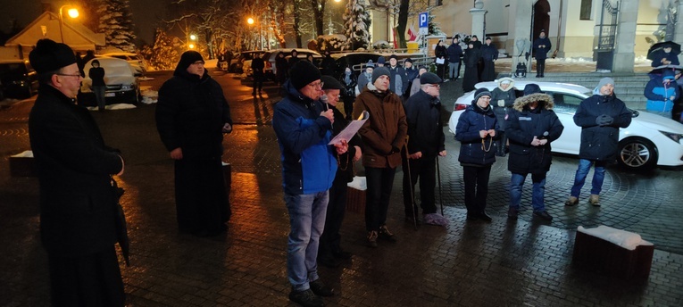 Ostrowiecki męski różaniec 