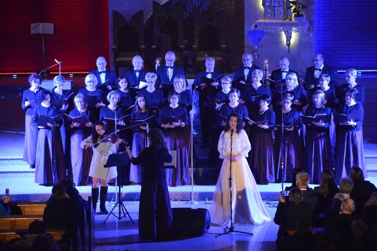 Koncert na pięć chórów w Świniarsku