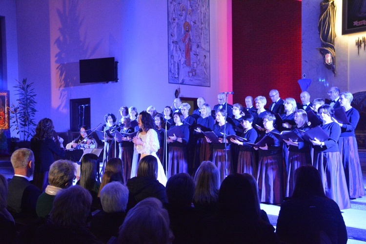 Koncert na pięć chórów w Świniarsku