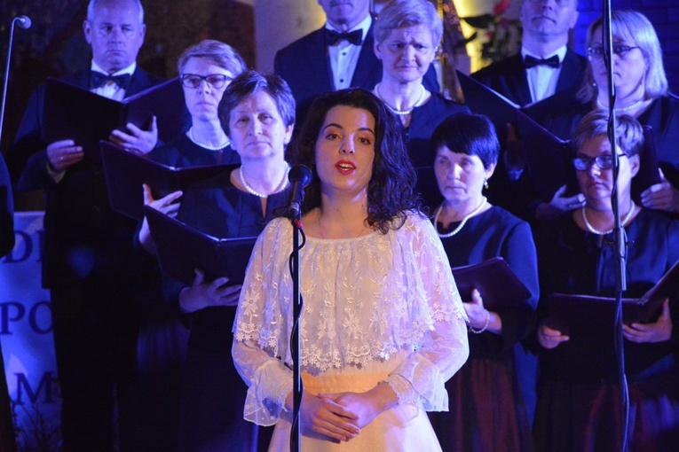 Koncert na pięć chórów w Świniarsku