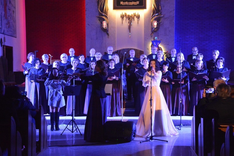 Koncert na pięć chórów w Świniarsku