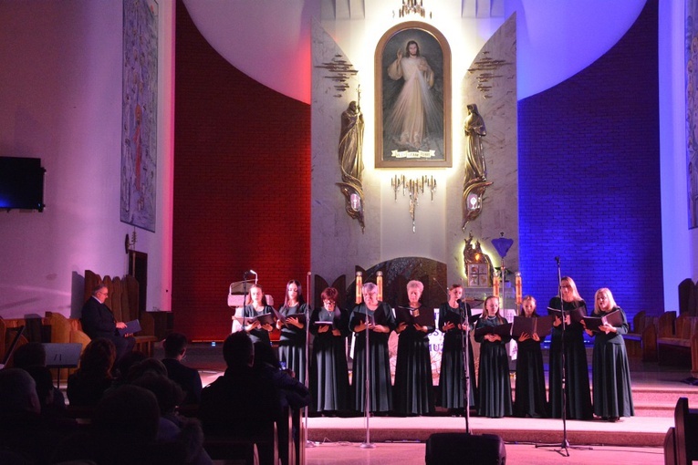 Koncert na pięć chórów w Świniarsku