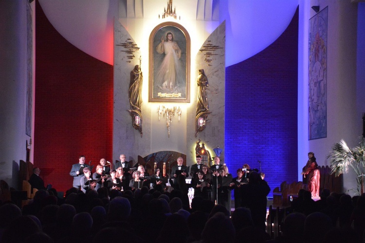 Koncert na pięć chórów w Świniarsku
