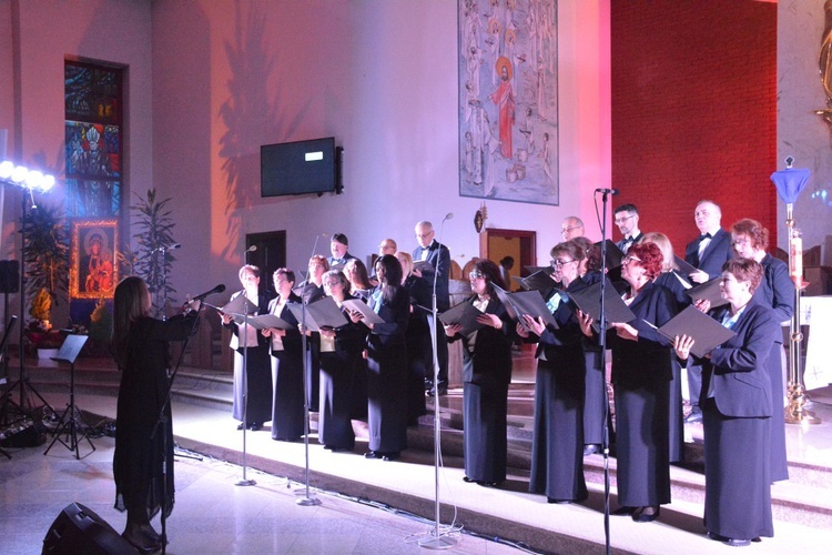 Koncert na pięć chórów w Świniarsku