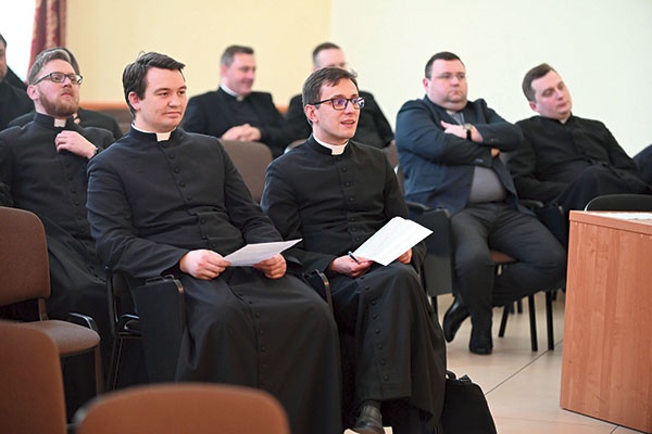 ▲	Podczas spotkania w seminaryjnej auli.