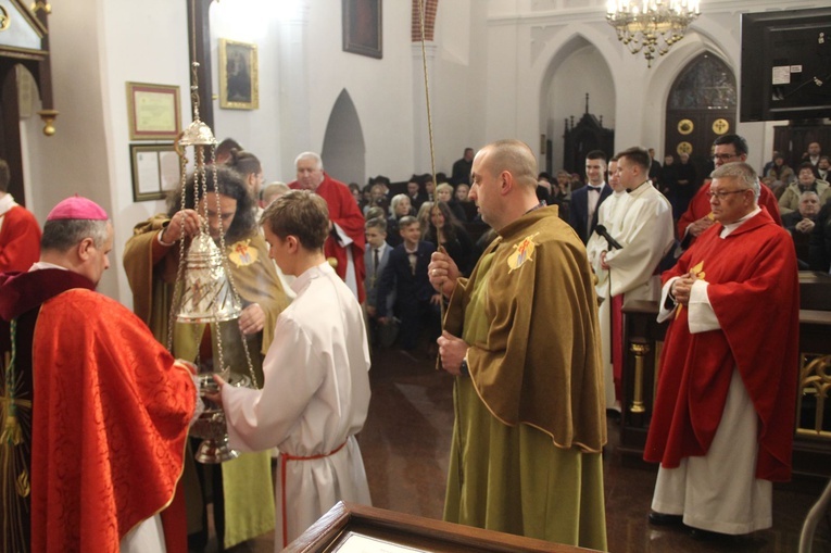 Bierzmowanie w sanktuarium św. Jakuba w Brzesku 2022