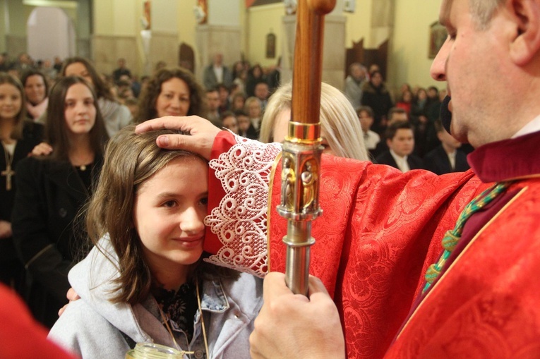 Bierzmowanie w sanktuarium św. Jakuba w Brzesku 2022