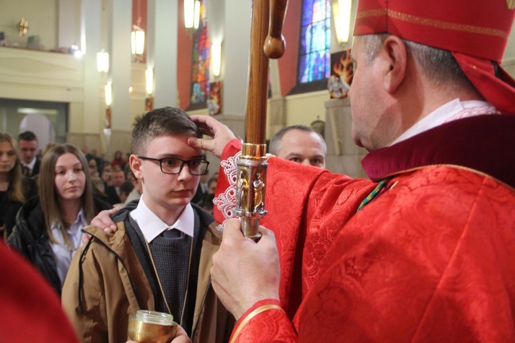 Bierzmowanie w sanktuarium św. Jakuba w Brzesku 2022