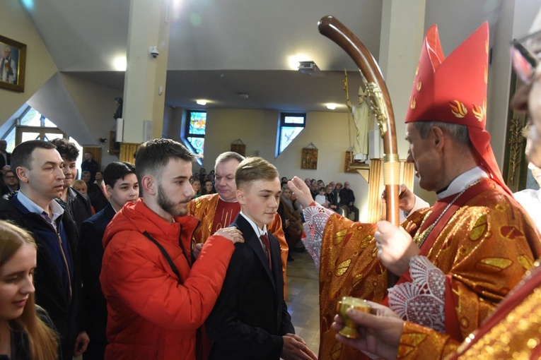 Bierzmowanie w par. św. Rocha w Nowym Sączu