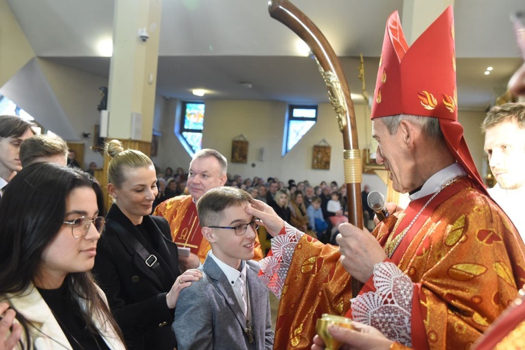 Bierzmowanie w par. św. Rocha w Nowym Sączu