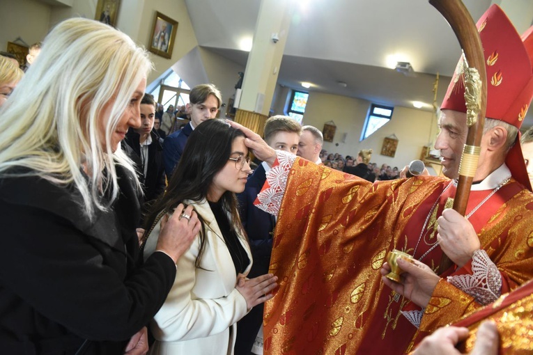 Bierzmowanie w par. św. Rocha w Nowym Sączu